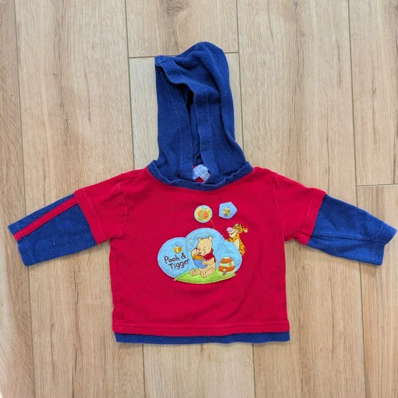Y2K Winnie The Pooh Red & Blue Hoodie Long Sleeve Shirt - Picture 1 of 4